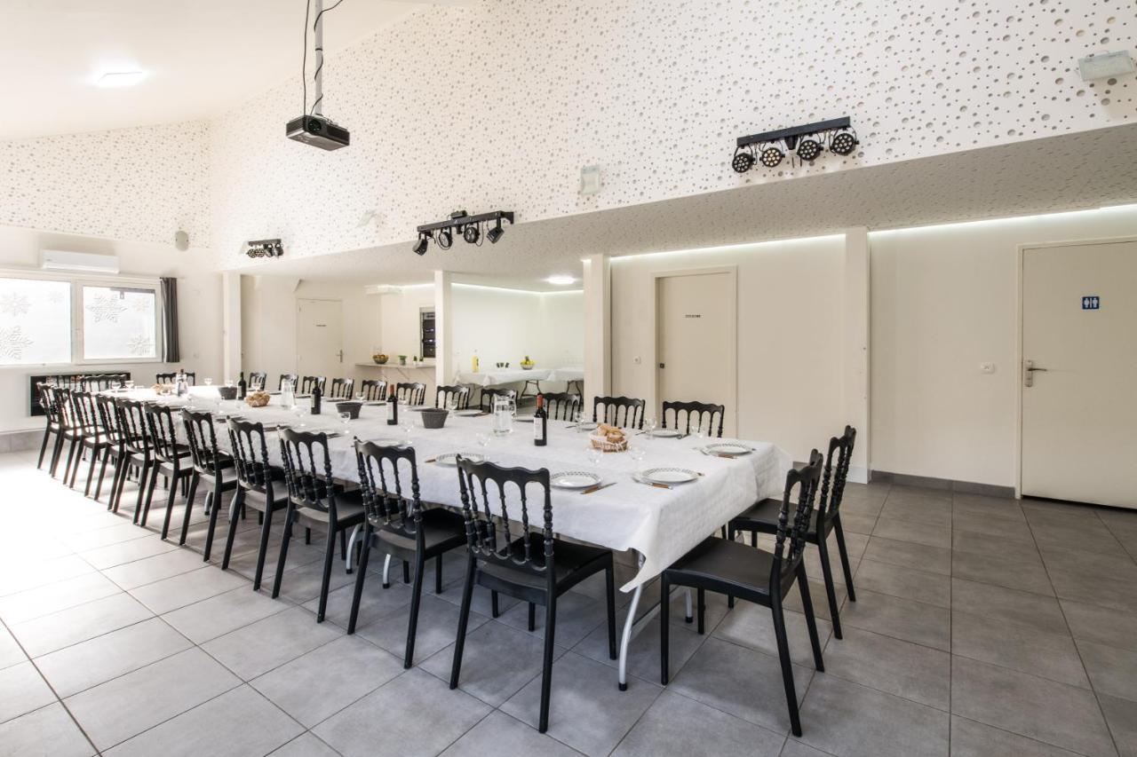 L'Epinette - Gite De Groupe Et Salle De Reception Allevard Kültér fotó